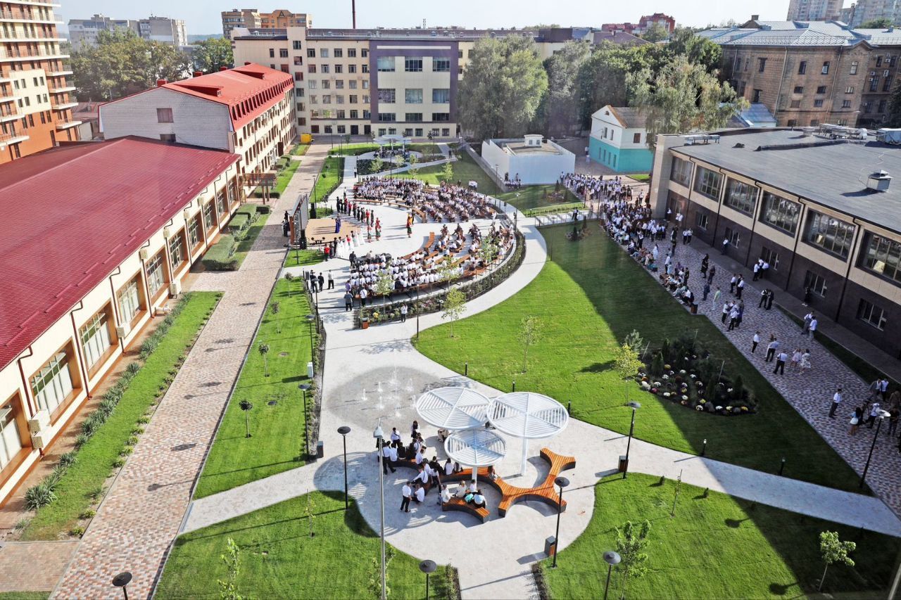 Кампус университета